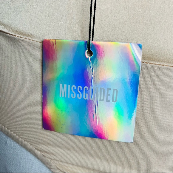 NWT Missguided Cream Satin Cowl Neck Choker Bodysuit - Picture 4 of 8